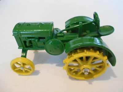Vintage 1982 Scale Models 1:16 John Deere GP Tractor No.9 Collector Limited 3000 - Image 1 of 4