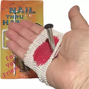 Big Nail Through Hand 6" Spike Gag Broma Truco de Magia Broma A través de Gasa Sangrienta Falsa - Imagen 1 de 11