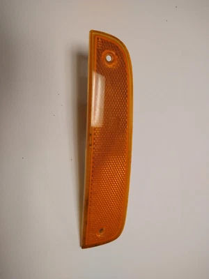 Luz marcadora lateral derecha XJ Jeep Cherokee 1997 1998 1999 2000 2001 OEM 55055146 Foto 1 de 4