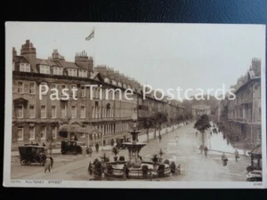 c1920 - Bath, Pulteney Street - good animated street scene - Picture 1 of 1