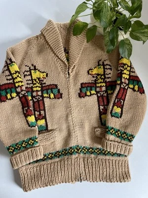 Suéter Cowichan Colorido Tótem Pole Hecho a Mano Años 50 Foto 1 de 4
