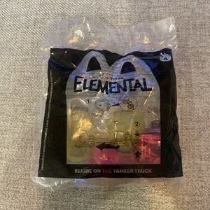 MCDONALDS HAPPY MEAL SPIELZEUG Disney Pixar Elementar 2023- #4 Bernie auf dem Panzer - Bild 1 von 2