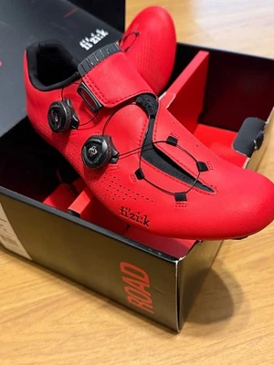Tênis de bicicleta masculino Fizik Infinito R1 vermelho EUA 10 3/4EU 44 - Imagem 1 de 4