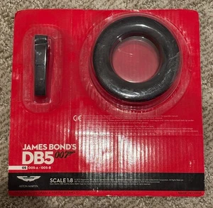 Eaglemoss 1:8 1/8 James Bond Aston Martin DB5 Tire 05 005A 005B *Parts Only* - Picture 1 of 2