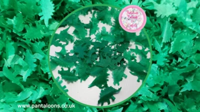 Confeti de dinosaurio biodegradable para boda - verde oscuro Foto 1 de 4