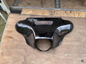 14-23 Harley Davidson Street Glide Touring Front Outer Bat Wing Fairing Scuffed - Picture 1 of 21