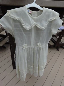 Vtg Girls Sheer Dress Size 10-12 ? Trude California Cap Sleeve missing belt - Picture 1 of 9
