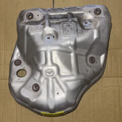 2014-2017 Mazda 3 Exhaust Manifold Heat Shield Cover OEM PY31/25 - Image 1 of 3