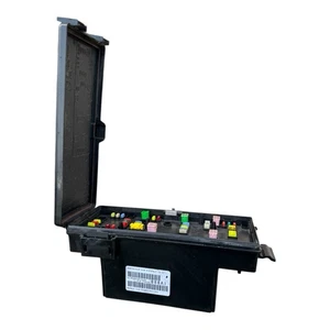 2006 06 Dodge RAM TIPM Totally Integrated Power Module Fuse Box Relay 56049888AI - Picture 1 of 24