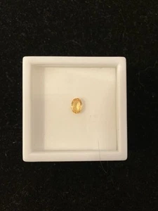 .55CT Aug OU Beryllium Diff Yellow Sapphire Gemstone  - Picture 1 of 4