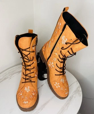 Botas de Combate Boho Floral Bordadas con Cordones Naranja Gamuza Estilo Mujer’s Talla 9  Foto 1 de 4