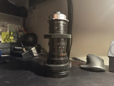 Angenieux obiettivo zoom 12-120 mm F2.2 Super 16 tipo 10x12 ARRI B (adattatore PL) - Immagine 1 di 4