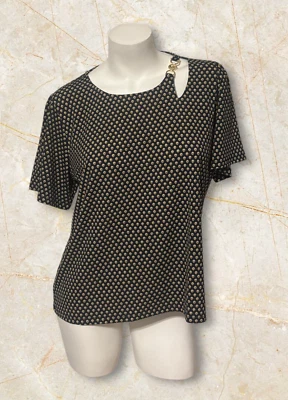 NUEVO CON ETIQUETAS TOP MICHAEL KORS CADENA HOMBRO ABIERTO MANGA CORTA AZUL TALLA XL PRECIO DE VENTA SUGERIDO POR EL FABRICANTE $110.00 Foto 1 de 4