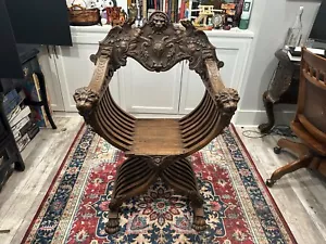 Italian 18th Century Venitian Renaissance Savonarola Chair in Walnut - Picture 1 of 12