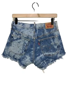 Levis 501 Pantaloncini Tagli Alta Jeans Denim Cravatta Tinta Bottone S/M 28" Vita - Foto 1 di 8