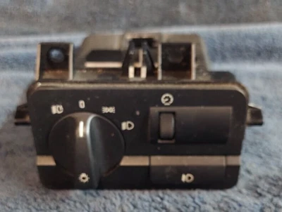 Interruptor de atenuación de faros BMW 330i 2002 módulo de control 6919847 Foto 1 de 4