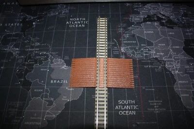 Level Crossing Wood Effect Track Z 1:220 - Image 1 of 3