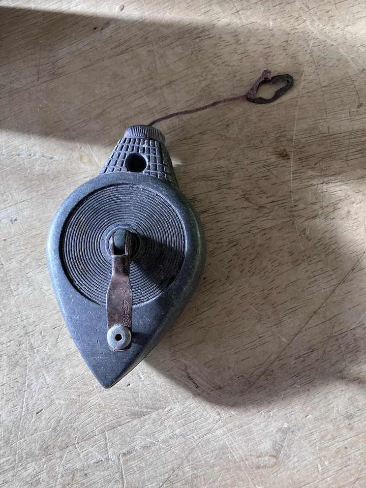 Vintage STANLEY Chalk O Matic Model 47-050 Chalk Line Plumb Bob - Image 1 of 4