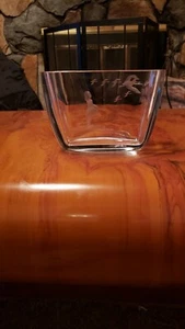 AUTHENTIC VINTAGE ORREFORS CRYSTAL VASE ETCHED GIRL LOOKING AT BIRDS - Picture 1 of 6