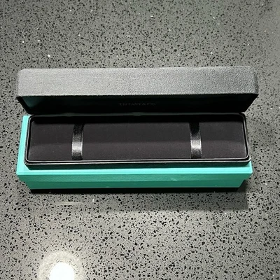 Caja pulsera Tiffany & Co. Foto 1 de 4