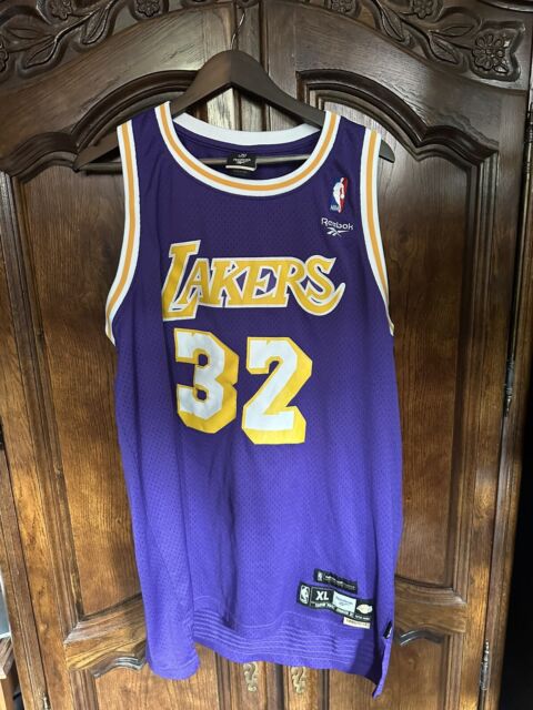 magic johnson jersey outfit