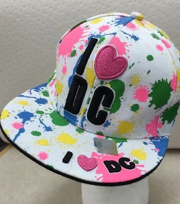 Gorra de béisbol I Love DC ajustada pintura salpicaduras corazones Washington colorida talla M Foto 1 de 4