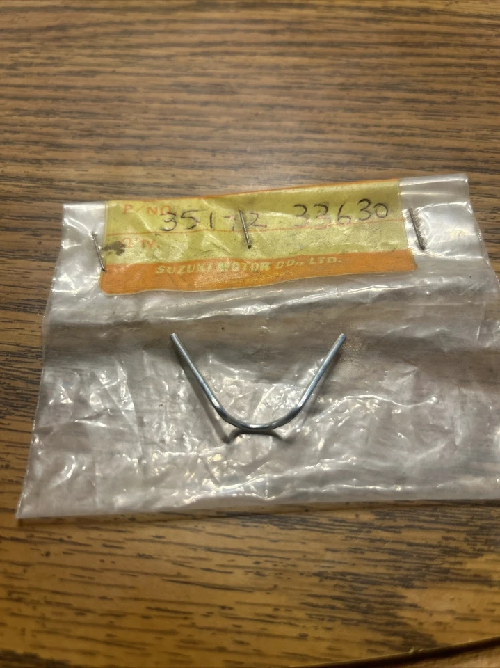 MUELLE FARO SUZUKI NOS GS400 GS425 GS450 GS 400 425 450 TS100 TS185 Foto 1 de 1