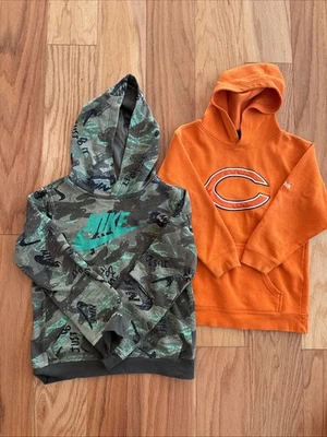 Youth Boys Medium Hoodies Nike Reebok Bears Lot Of 2 - Image 1 of 4