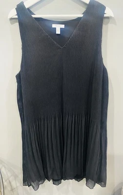 Women's V-neck Pleated Black Shift Dress Size XXL Lightweight Breathable - Image 1 of 4
