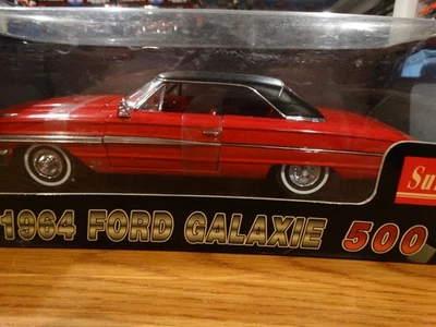 Sun Star 1964 Ford Galaxie 500 vermelho com tampo preto 1:18 die cast #1440 (1998) - Imagem 1 de 4