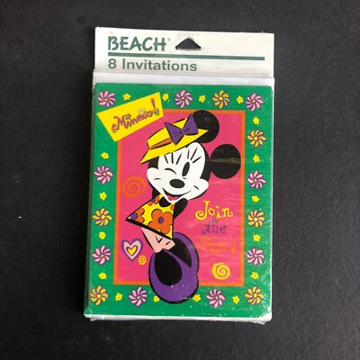 About Town Invitaciones de Minnie Mouse Únete a la Fiesta con Sobres De Colección Foto 1 de 4