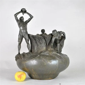 A Larroux, Siot, Grand Vase En étain Signé, XIXème Siècle - Imagen 1 de 12