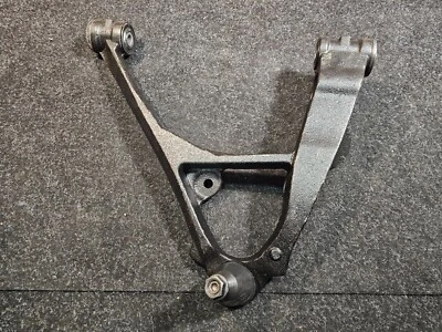 Front Lower Control Arm And Ball Joint K620380 For 2002-2006 Cadillac Escalade - Image 1 of 4