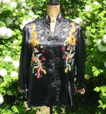 Beautiful Vintage Chinese Embroidered Short Jacket Robe Dragon Phoenix Pearl S - Image 1 of 4