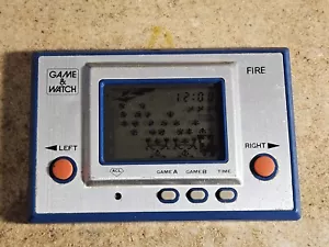 Fire RC-04 Nintendo gioco e orologio LEGGI PRIMA - Foto 1 di 4