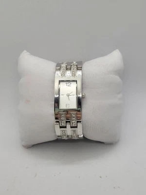 FMD (Fashion Movement Dial)brand ladies' quartz crystal accents Braslet 6.5in.  - Image 1 of 4