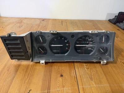 Jeep Cherokee XJ Comanche MJ 1991-1996 calibre 6 clúster 176 k millas OEM 56009014 Foto 1 de 4