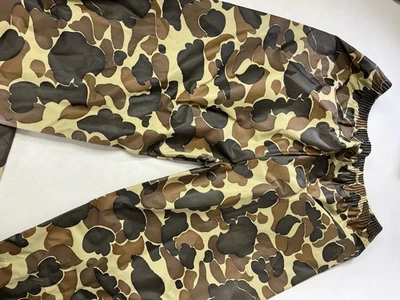 VTG Columbia Mens Size Small Duck Camo Nylon Rain Pants - Image 1 of 4