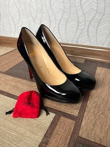 Chistian Louboutin Damen Schwarz Pumps Leder Heels Made in Italy 36,5 - Bild 1 von 13
