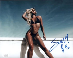 DANIELLE MONET Signed SUMMER RAE 8x10 Photo WWE DIVA Autograph JSA COA Cert - Picture 1 of 2