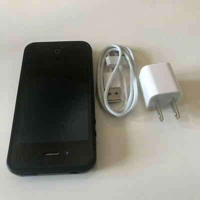 Apple iPhone 4 - 16GB - Black (Unlocked) A1332 (CDMA + GSM)-Grade C - Image 1 of 4