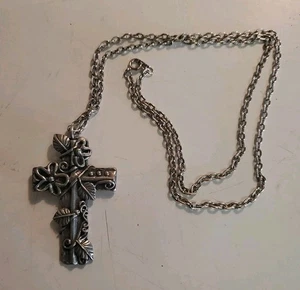 Silver Tone Leaves & Flowers Covered Living Cross - Picture 1 of 4