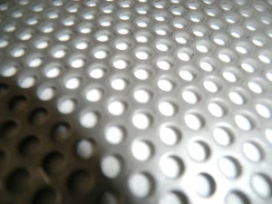 stalen bakplaat voor de AGA, geperforeerd, 2 mm dik, ingebrand. - Picture 1 of 1
