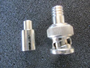Lot Amphenol Connector 31-5557RFX BNC Crimp Male Plug 50 Ohm RG58,141,303 Coax - Picture 1 of 5
