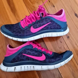 Women's size 39 AU8 'NIKE FREE 3' Great grey and pink sneakers trainers- EUC - Picture 1 of 4