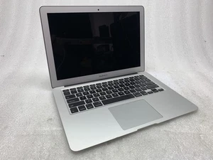 Apple MacBook Air A1466 13" 2017 Core i7-5650U 2,2 GHz 8 GB RAM 256 GB SSD Monterey - Foto 1 di 6