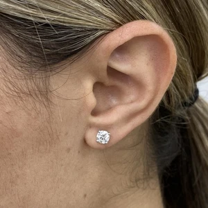Stud Diamond Earrings Round F SI1 Solitaire 1 Carat Lab created 14K White Gold - Picture 1 of 11