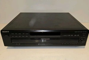 Sony CDP-C215 CD Changer 5 Compact Disc Player; Tested & Working - Picture 1 of 4