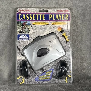 Lenoxx Sound Street Beat 820M Portable Cassette Player Silver Brand New Vintage - Picture 1 of 3