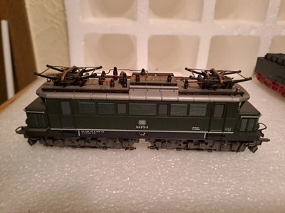 BR 144 ROCO HO - auf Trix Express - Bild 1 von 4